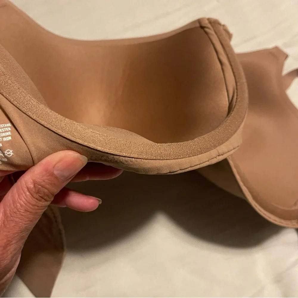 NWT SKIMS fits everyone full coverage bra 46DD - Picture 3 of 7
